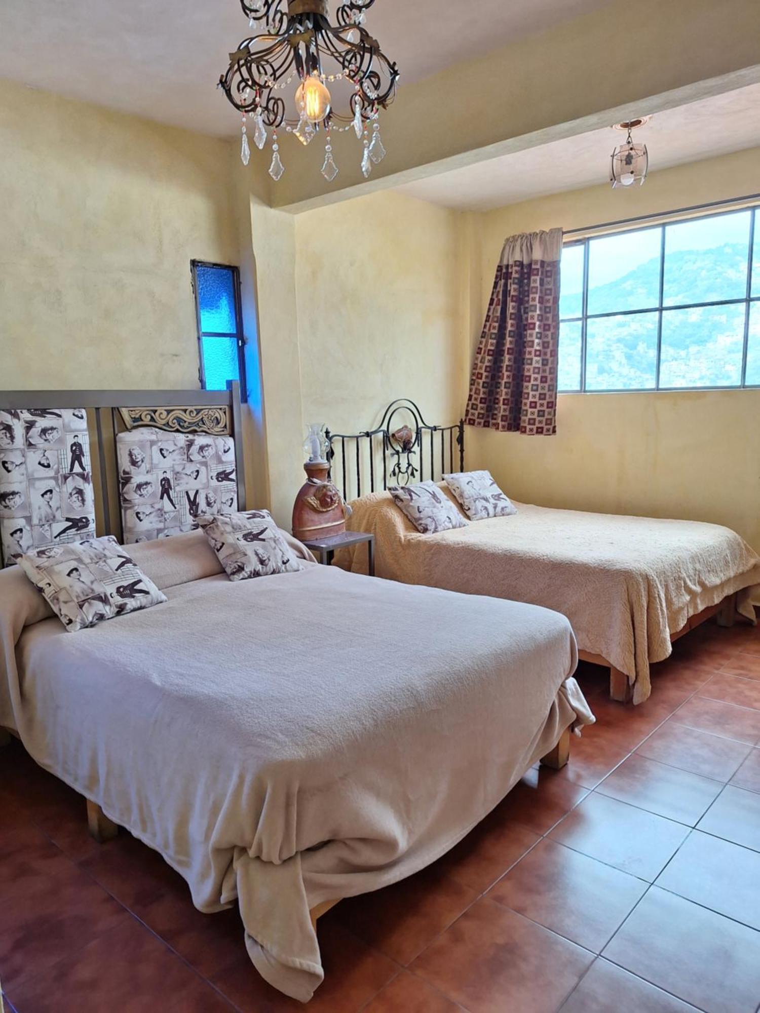 Hotel Posada Spa Antigua Casa Hogar Taxco de Alarcon Exteriör bild